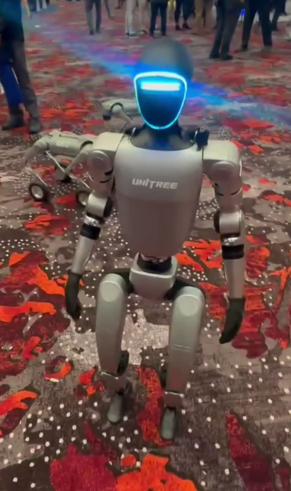 Unitree G1 humanoider Roboter auf einer Messe